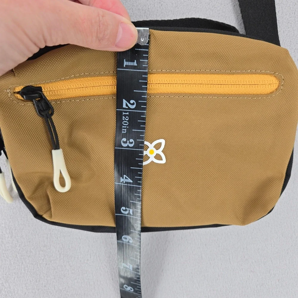 Sherpani Crossbody Travel Bag Mustard Yellow Multi Pocket Organizer Adjustable